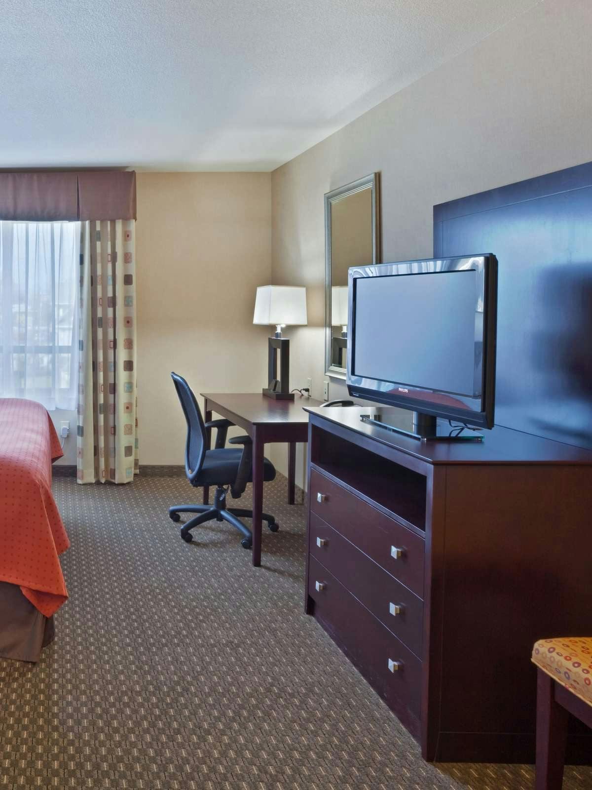 Hotel Holiday Inn Yakima photo 2