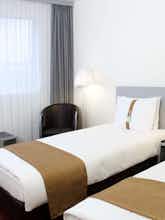 Hotel Holiday Inn Zürich Messe photo 2