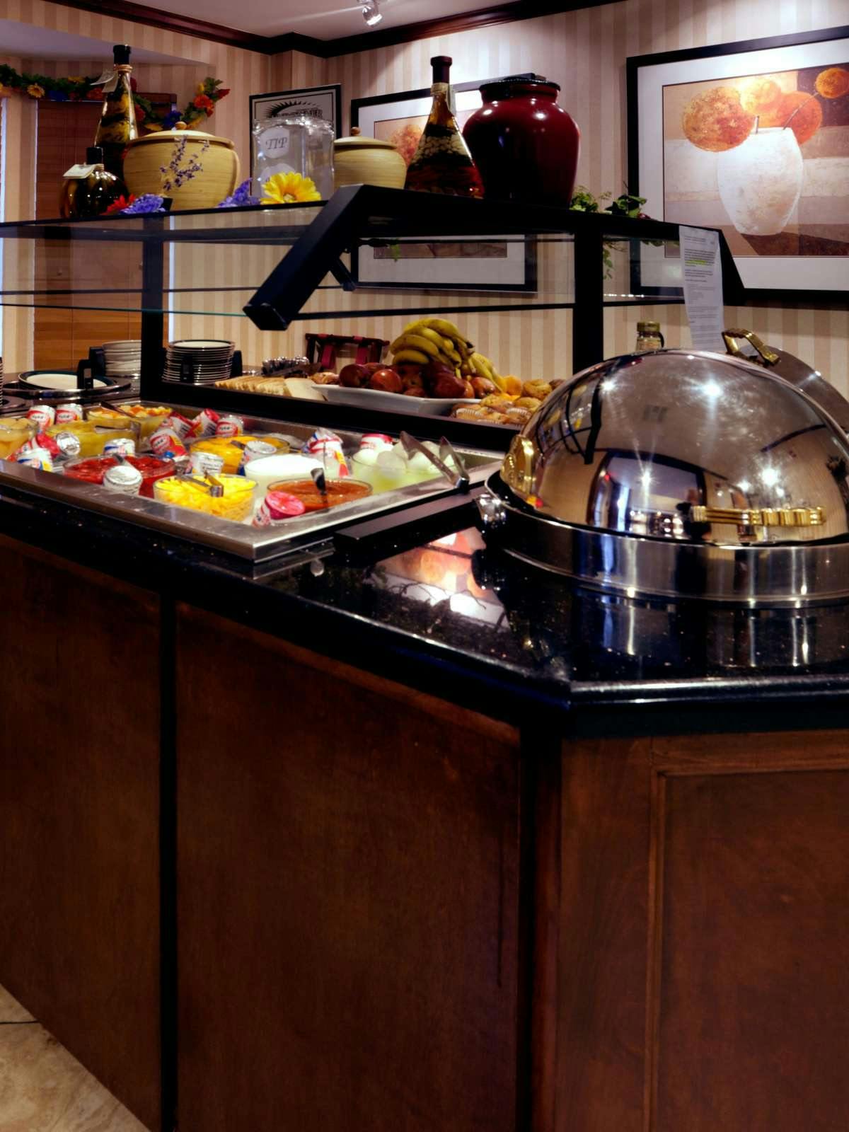 Hotel Staybridge Suites Austin Airport photo 4