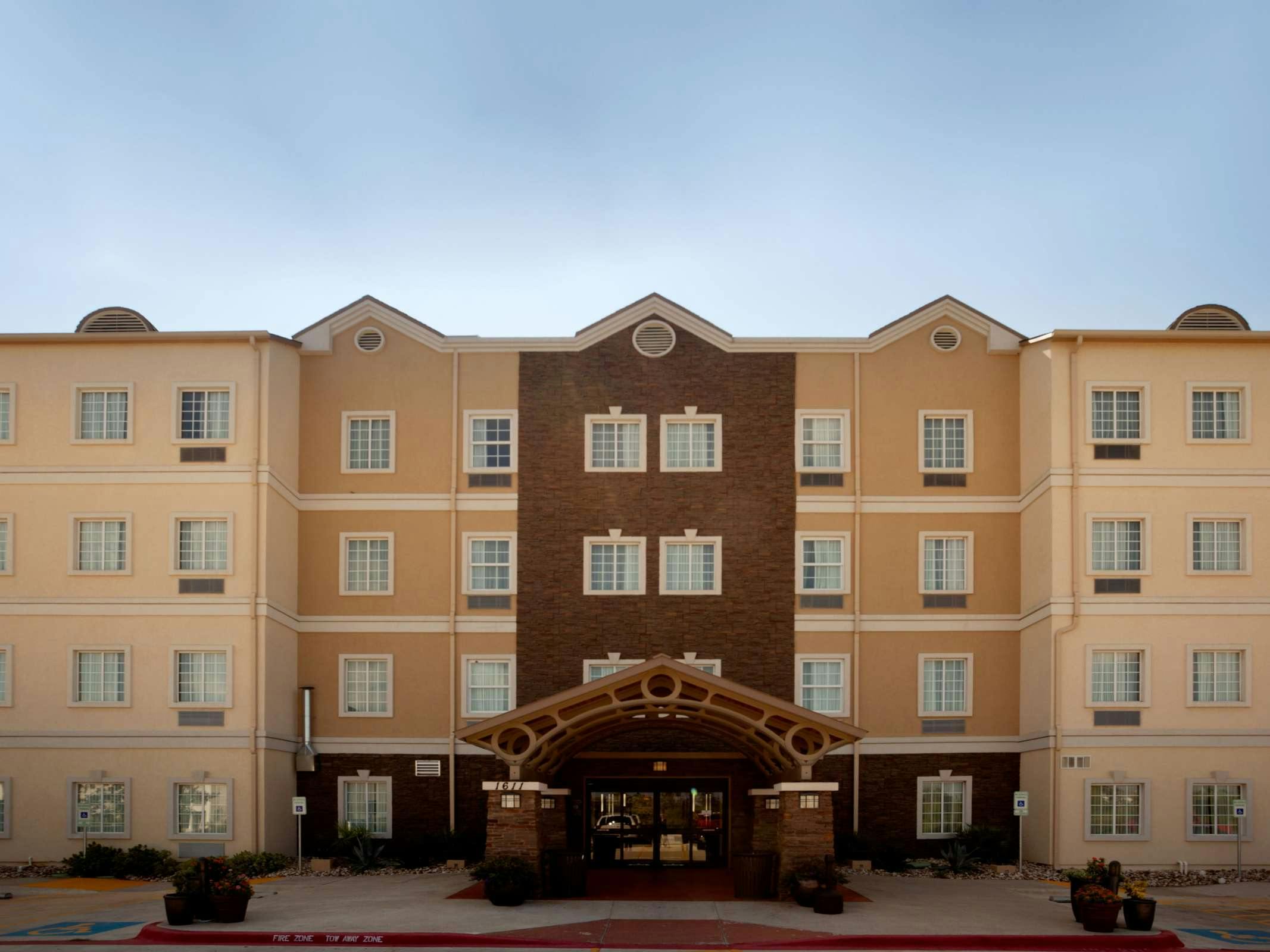 Staybridge Suites Austin Airport