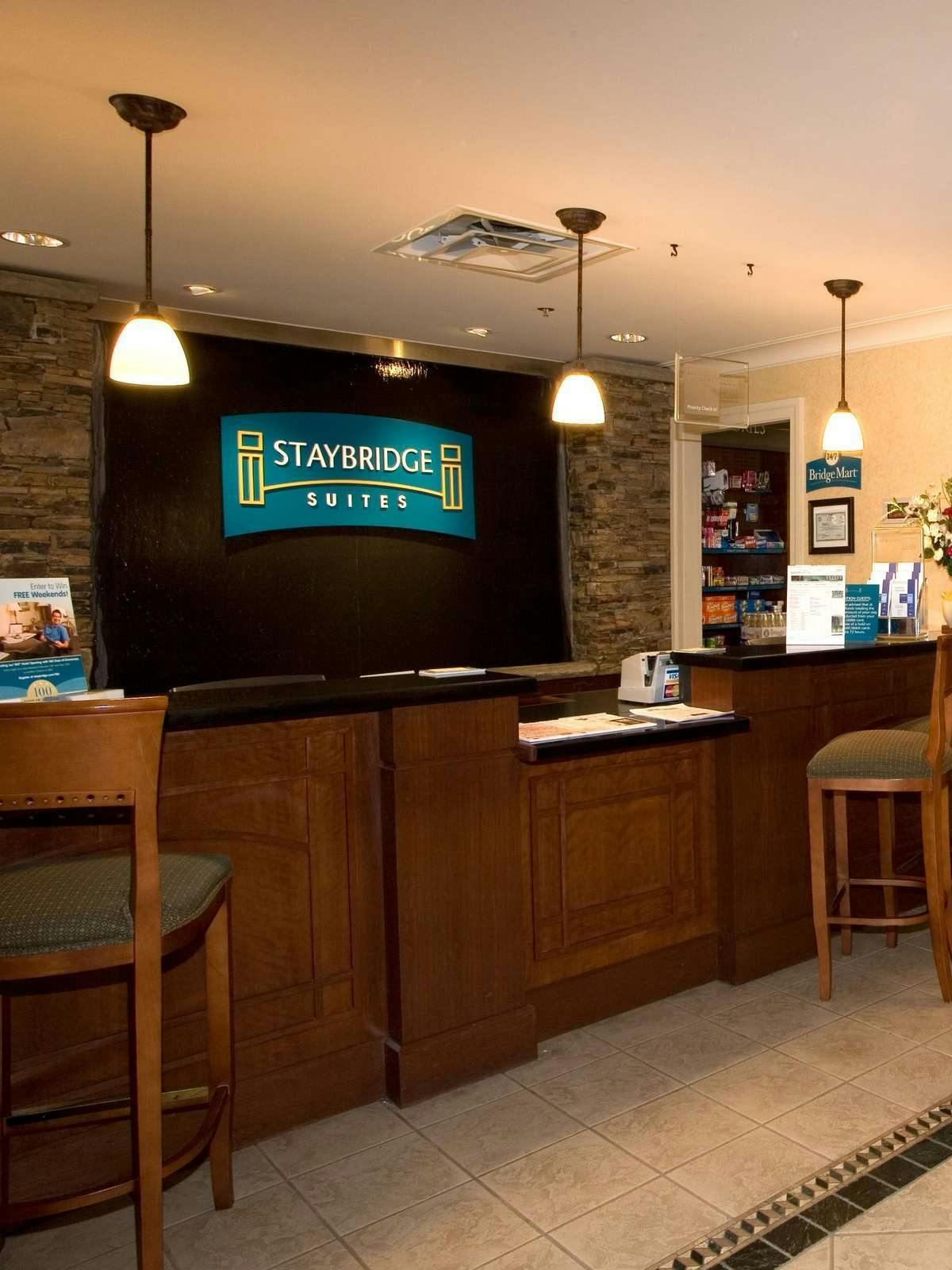 Hotel Staybridge Suites Chattanooga Downtown - Convention Center, an IHG Hotel photo 1