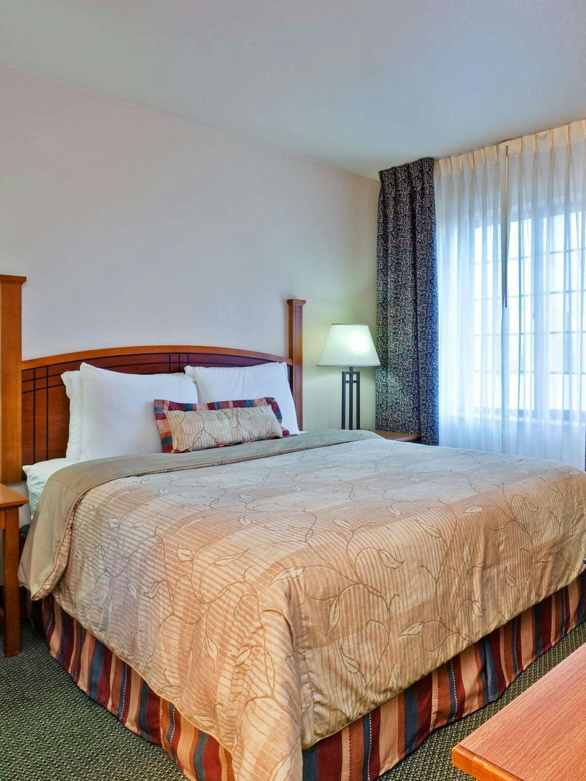 Hotel Staybridge Suites Chicago Glenview photo 1