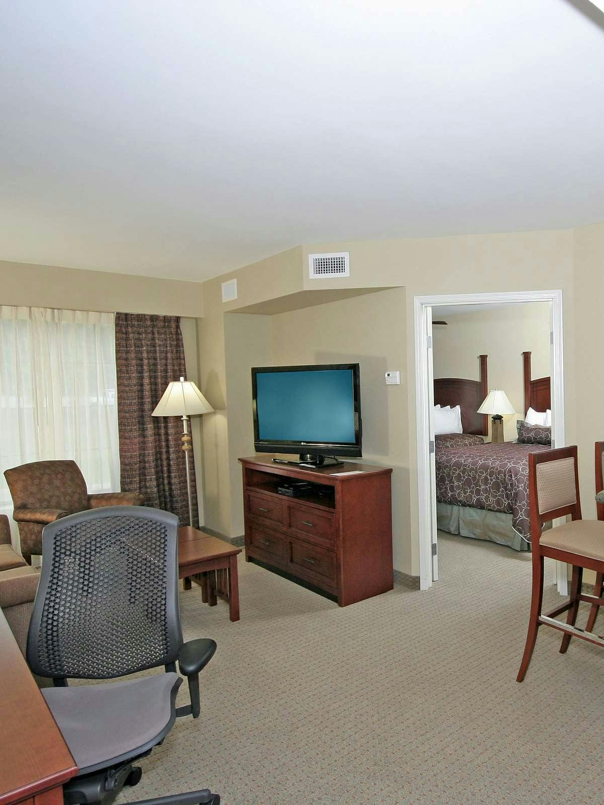 Hotel Staybridge Suites Columbia photo 2