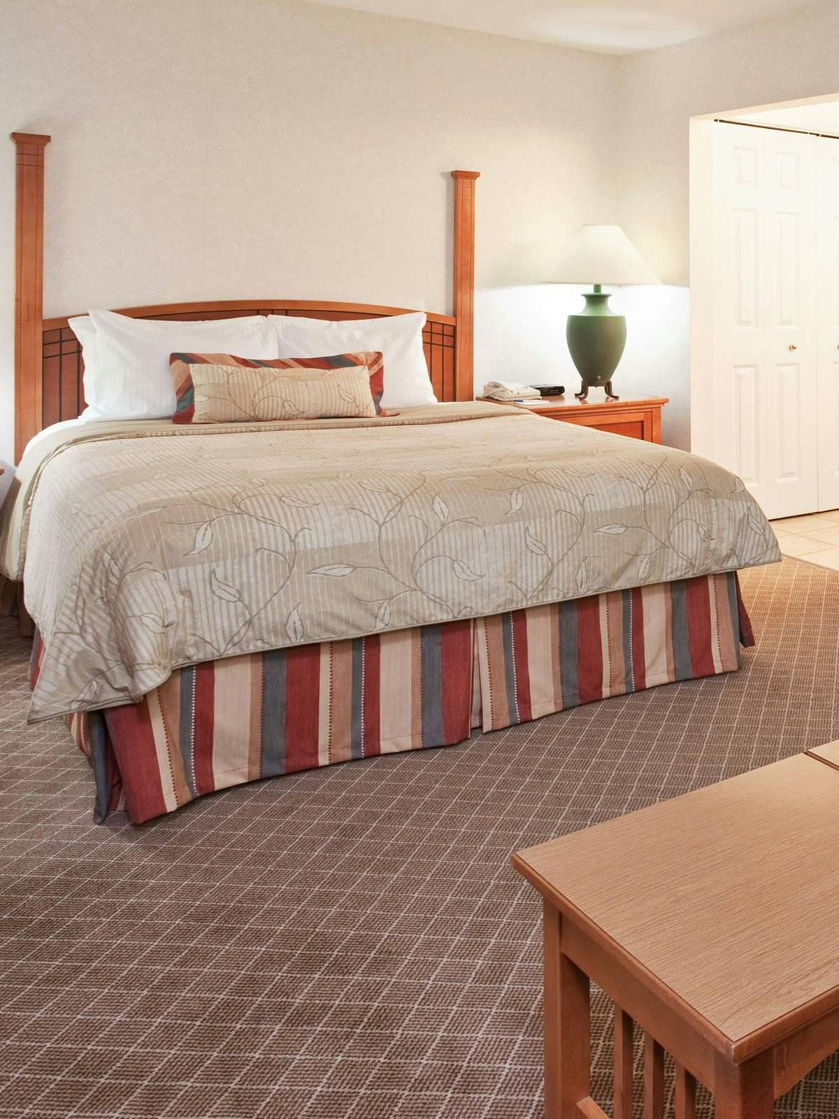 Hotel Staybridge Suites Columbus Airport photo 1