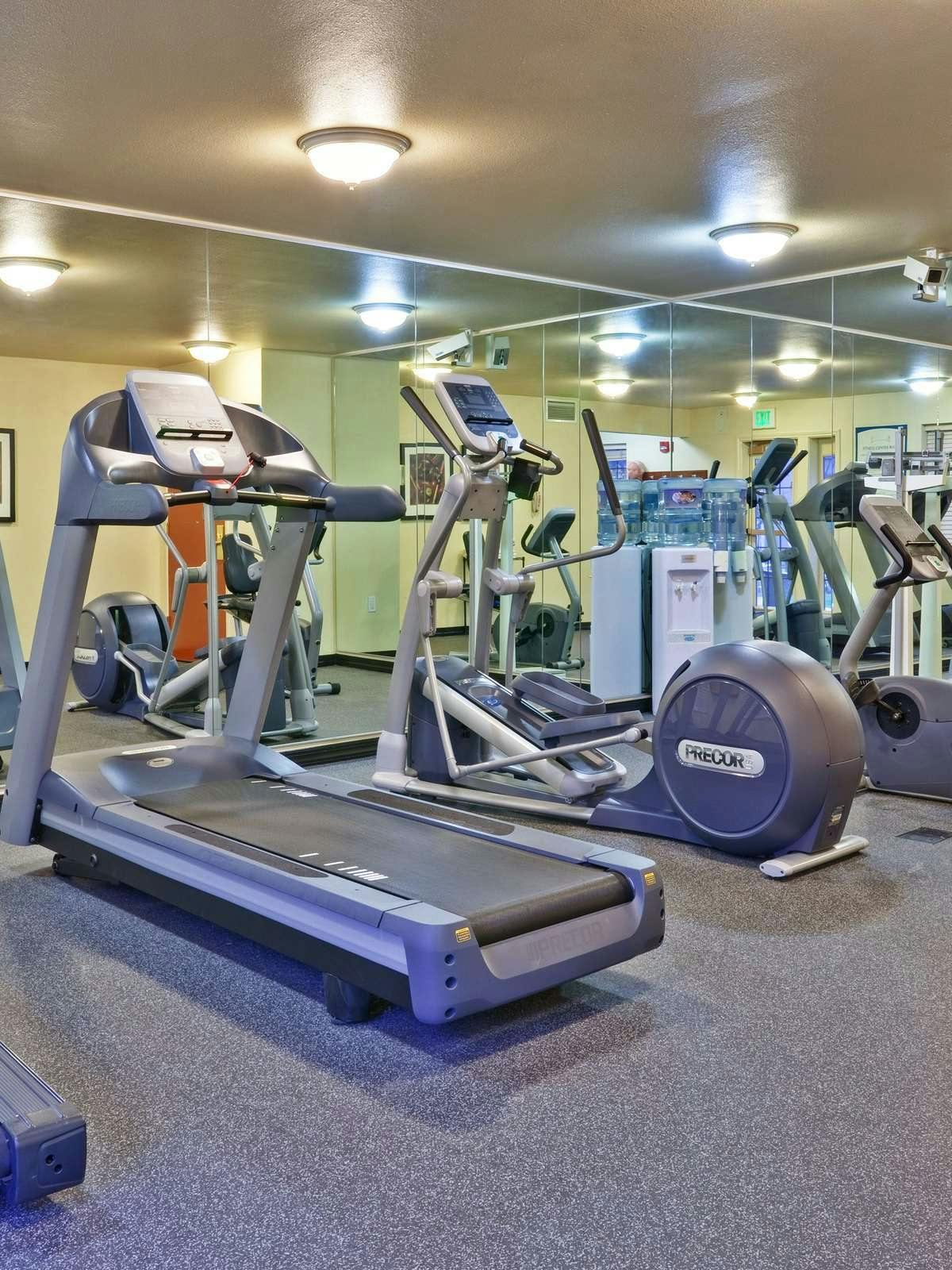 Hotel Staybridge Suites Corning photo 4