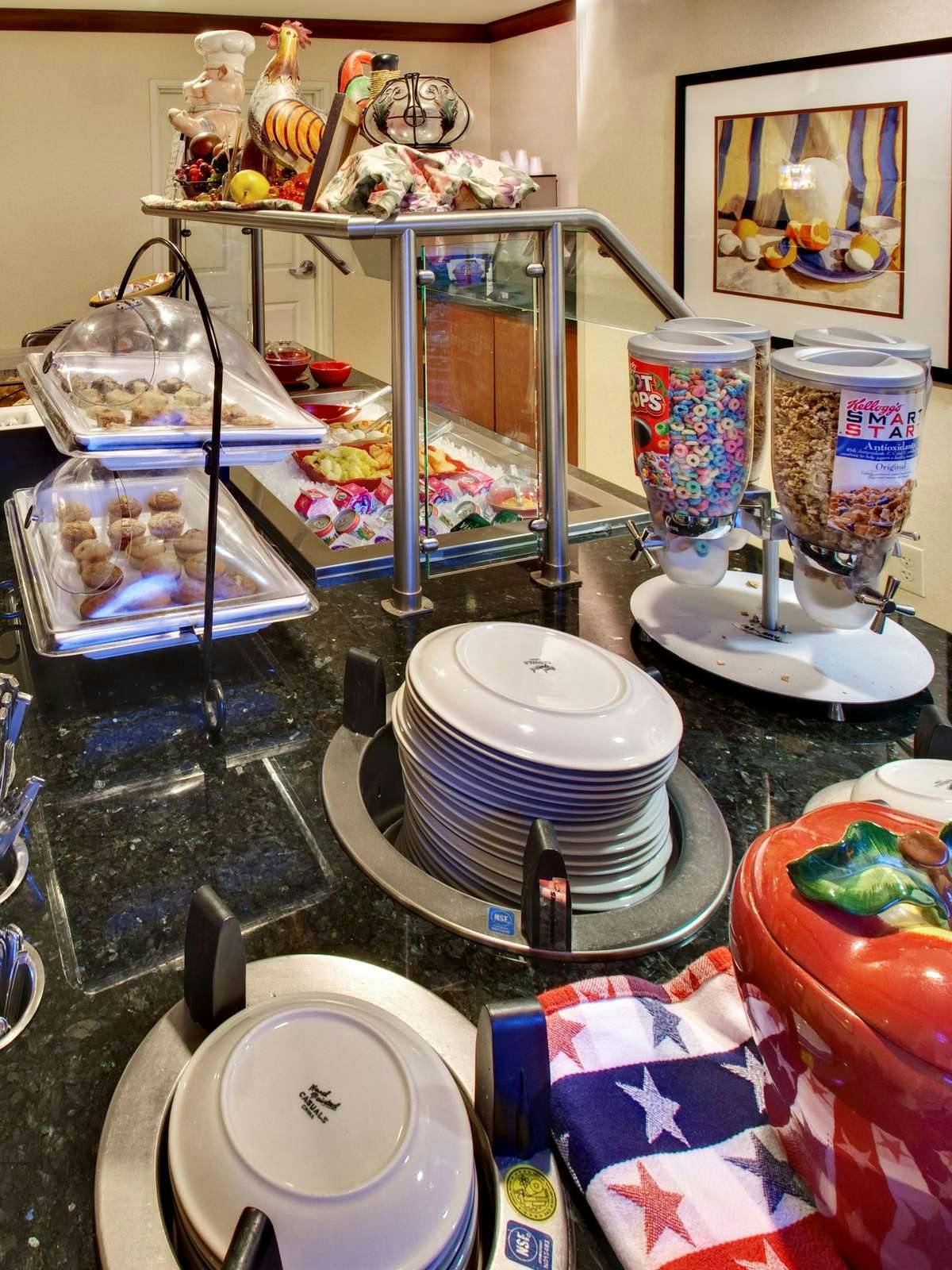 Hotel Staybridge Suites Davenport photo 4