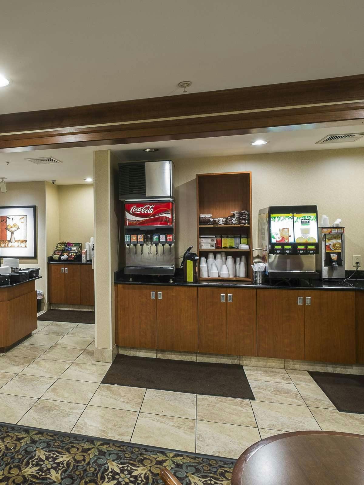 Hotel Staybridge Suites Harrisburg photo 4