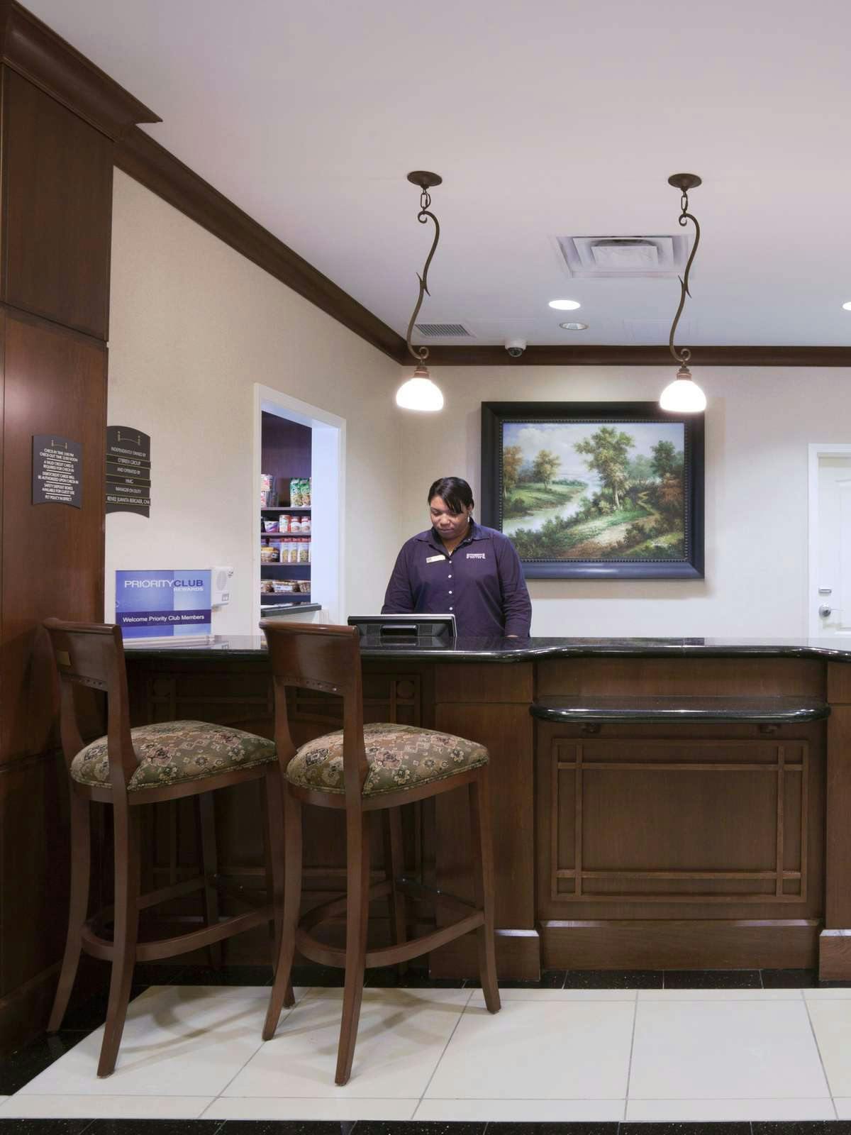 Hotel Staybridge Suites Lafayette Airport photo 4