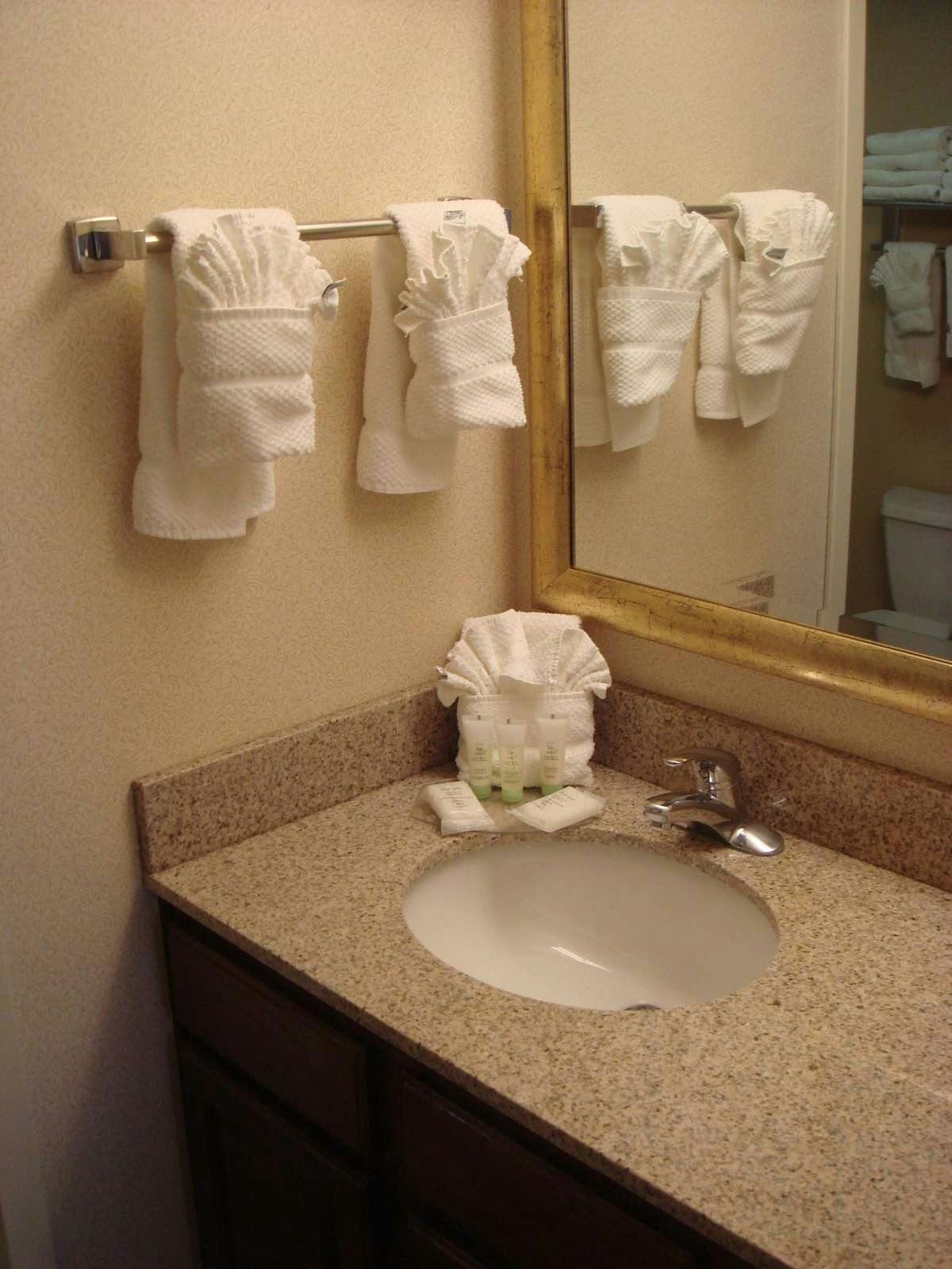 Hotel Staybridge Suites Indianapolis Airport photo 1