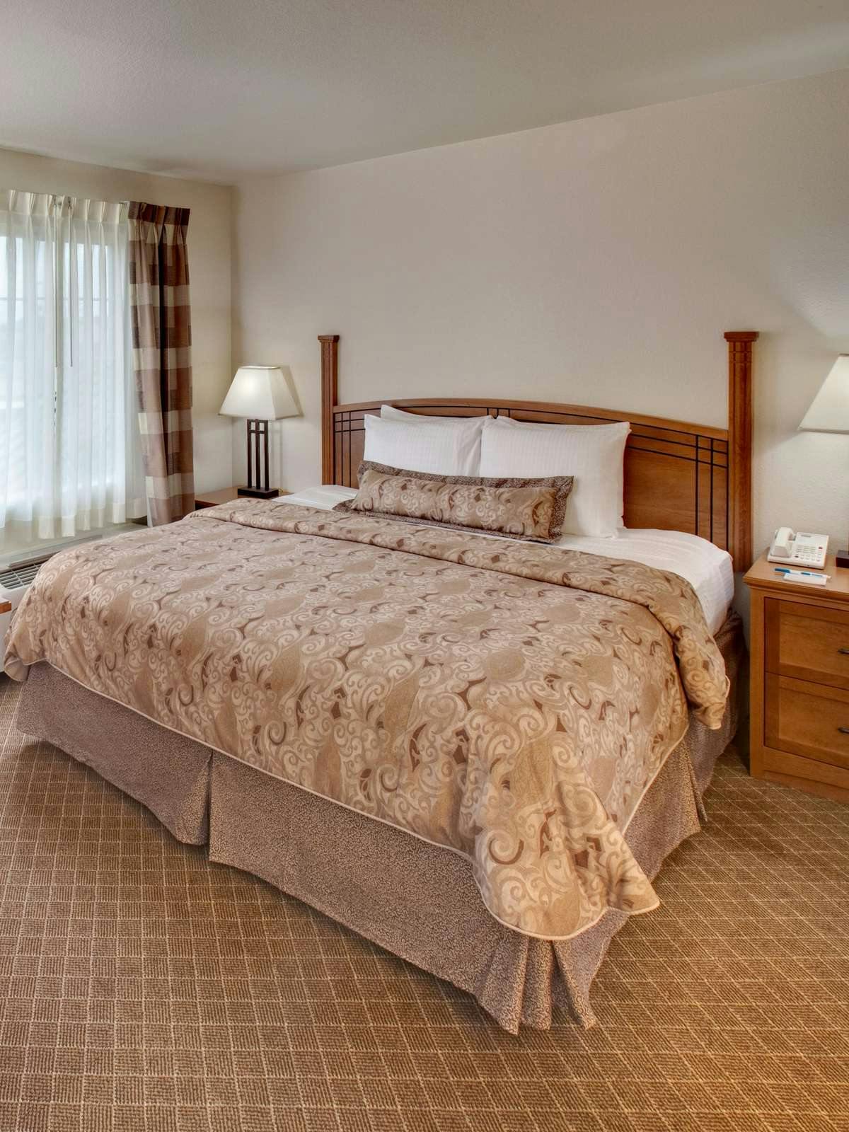 Hotel Staybridge Suites Sioux Falls At Empire Mall photo 1