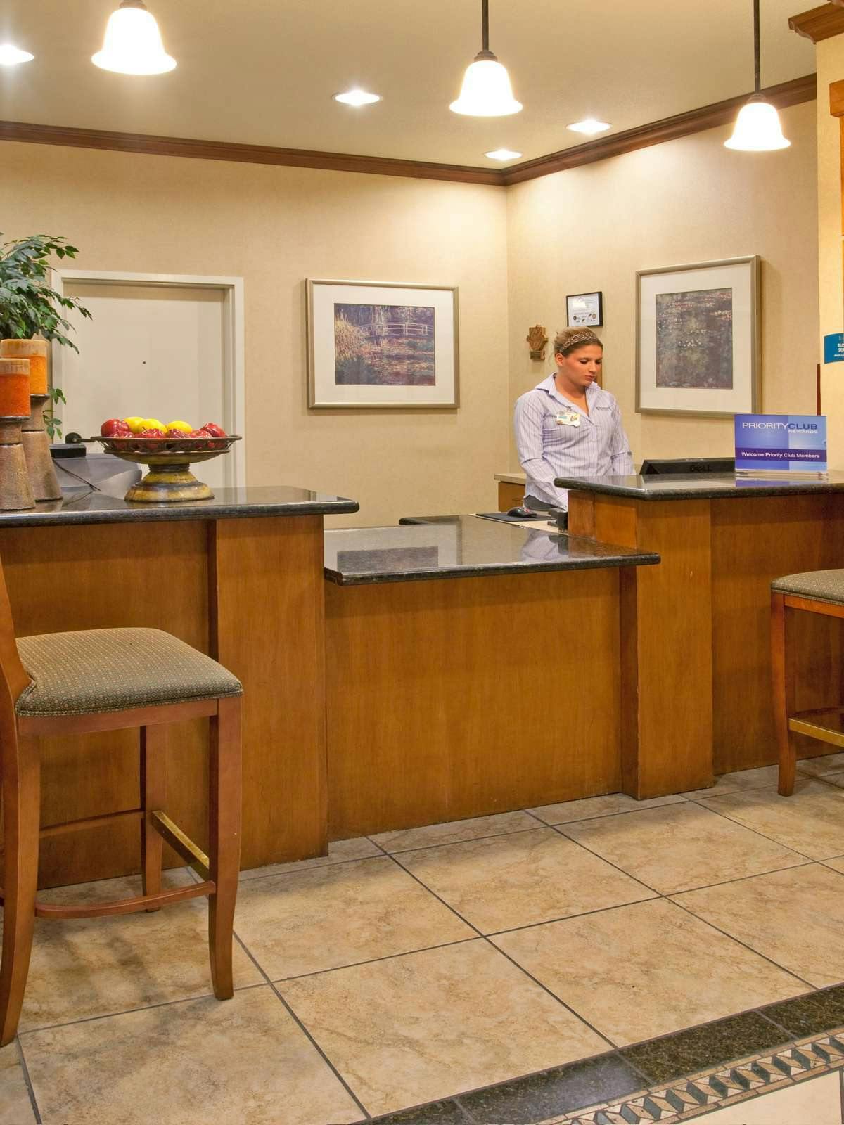 Hotel Staybridge Suites Las Cruces photo 4