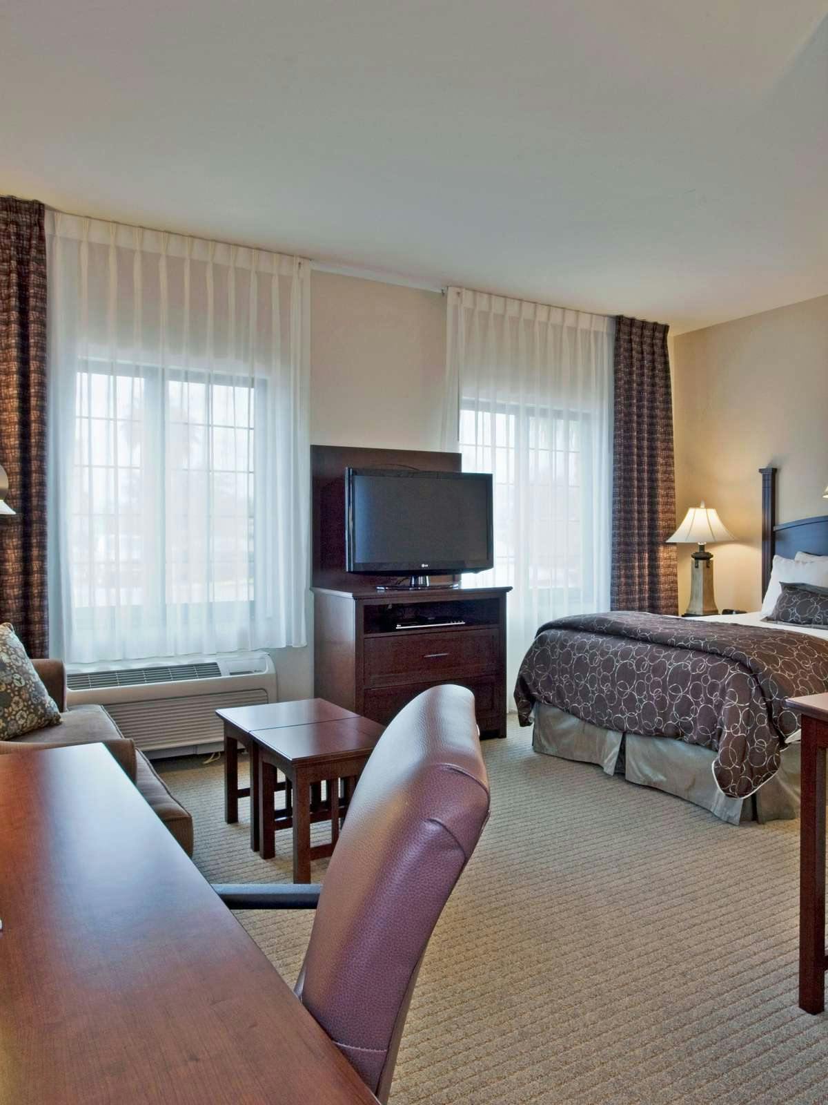 Hotel Staybridge Suites Tucson Airport photo 2