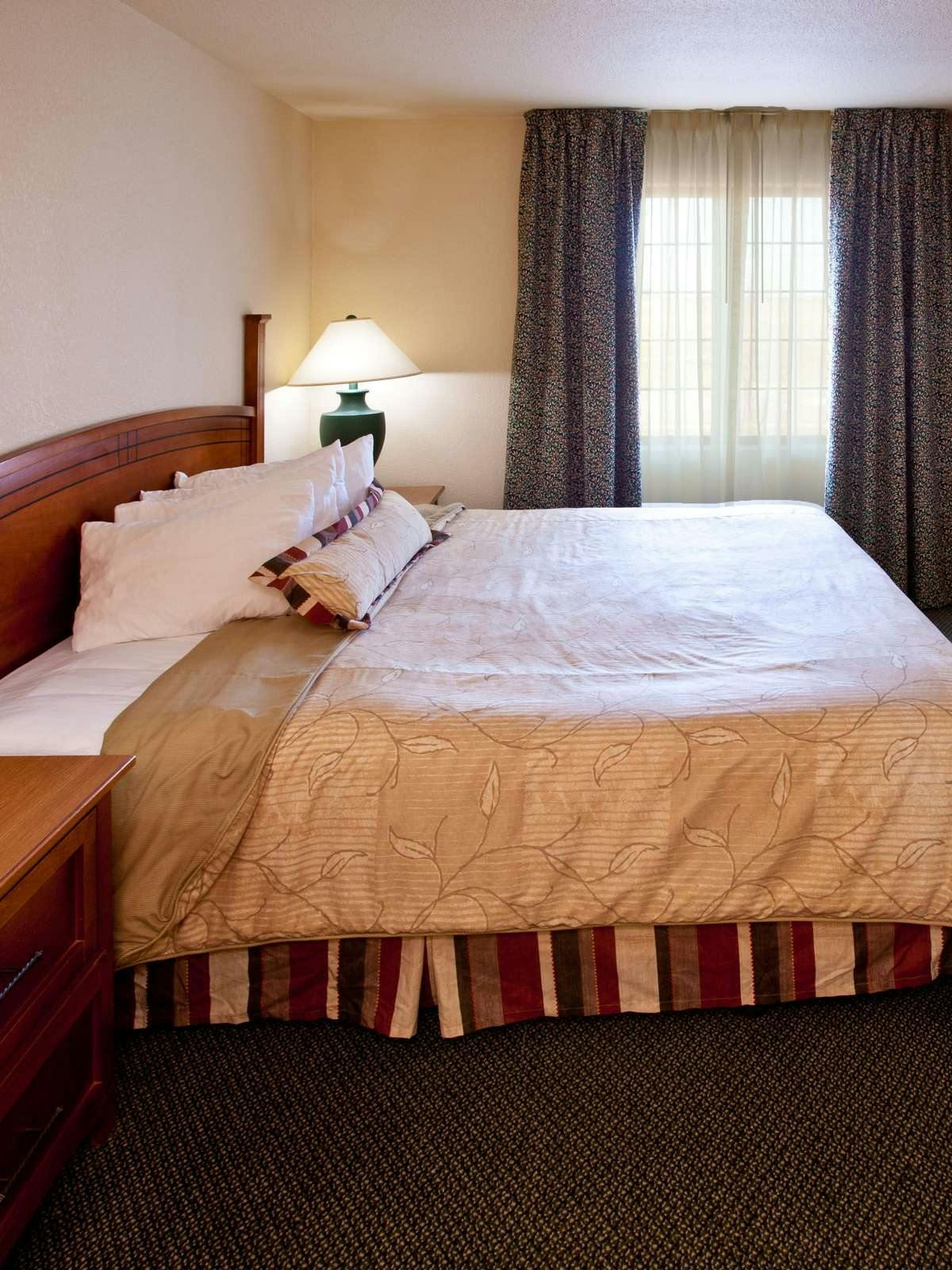 Hotel Staybridge Suites Springfield South photo 1
