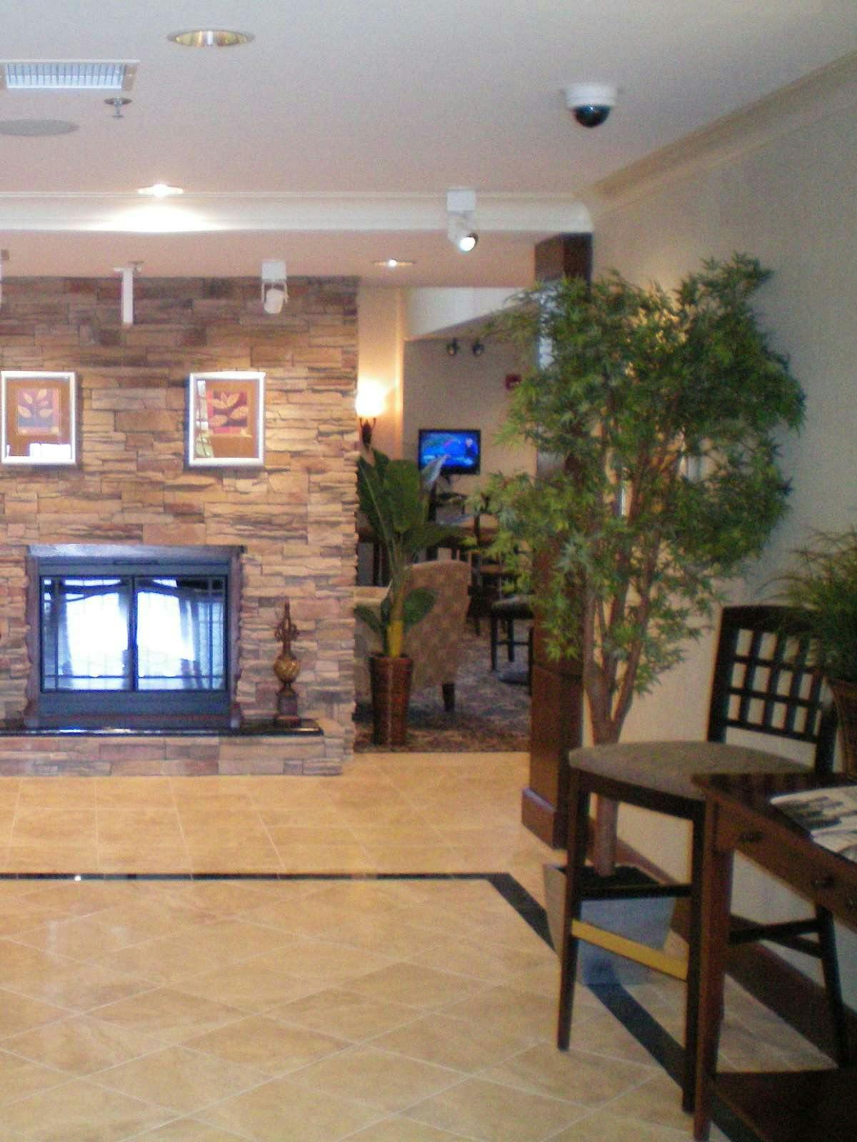 Hotel Staybridge Suites Wichita photo 3