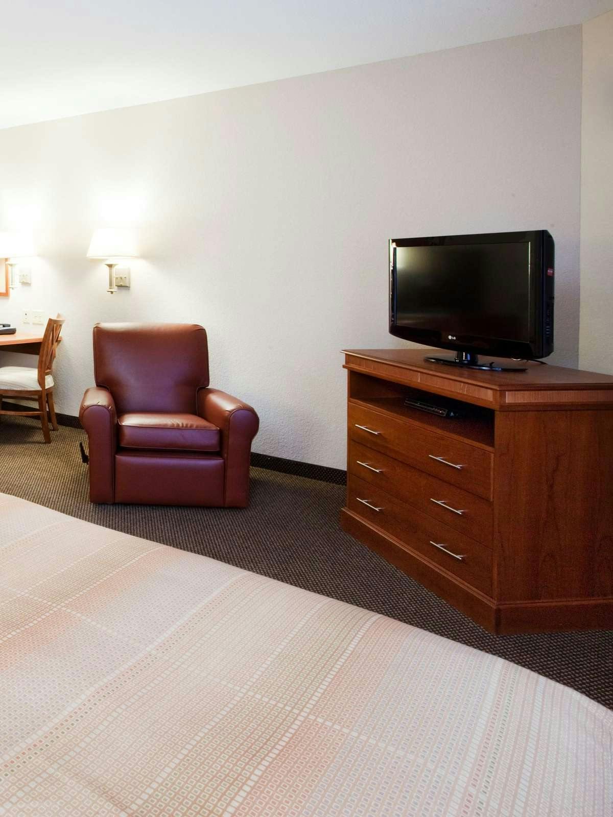 Hotel Candlewood Suites Apex Raleigh Area photo 2