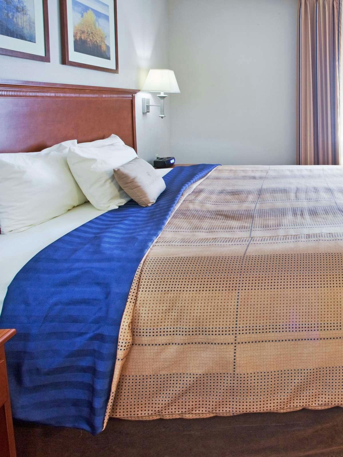 Hotel Candlewood Suites Athens photo 2