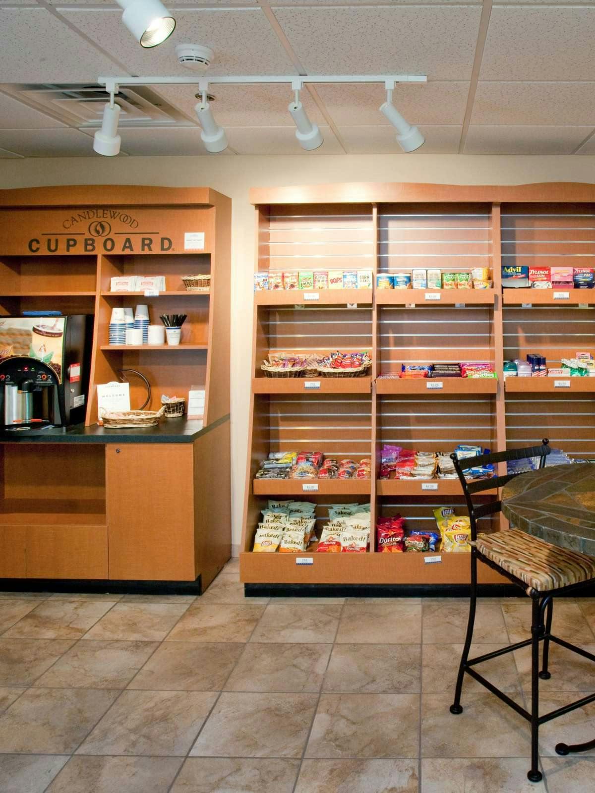 Hotel Candlewood Suites Minot photo 5