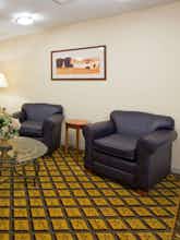 Hotel Candlewood Suites Brown Deer photo 4