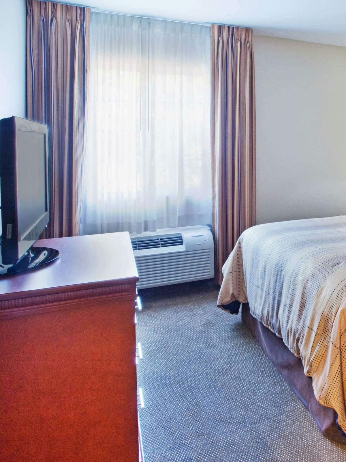 Hotel Candlewood Suites Columbus photo 2