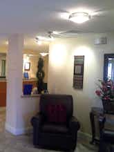 Hotel Candlewood Suites Dallas Market Center photo 4