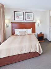 Hotel Candlewood Suites Dallas Market Center photo 1
