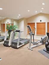 Hotel Candlewood Suites Dallas Market Center photo 2
