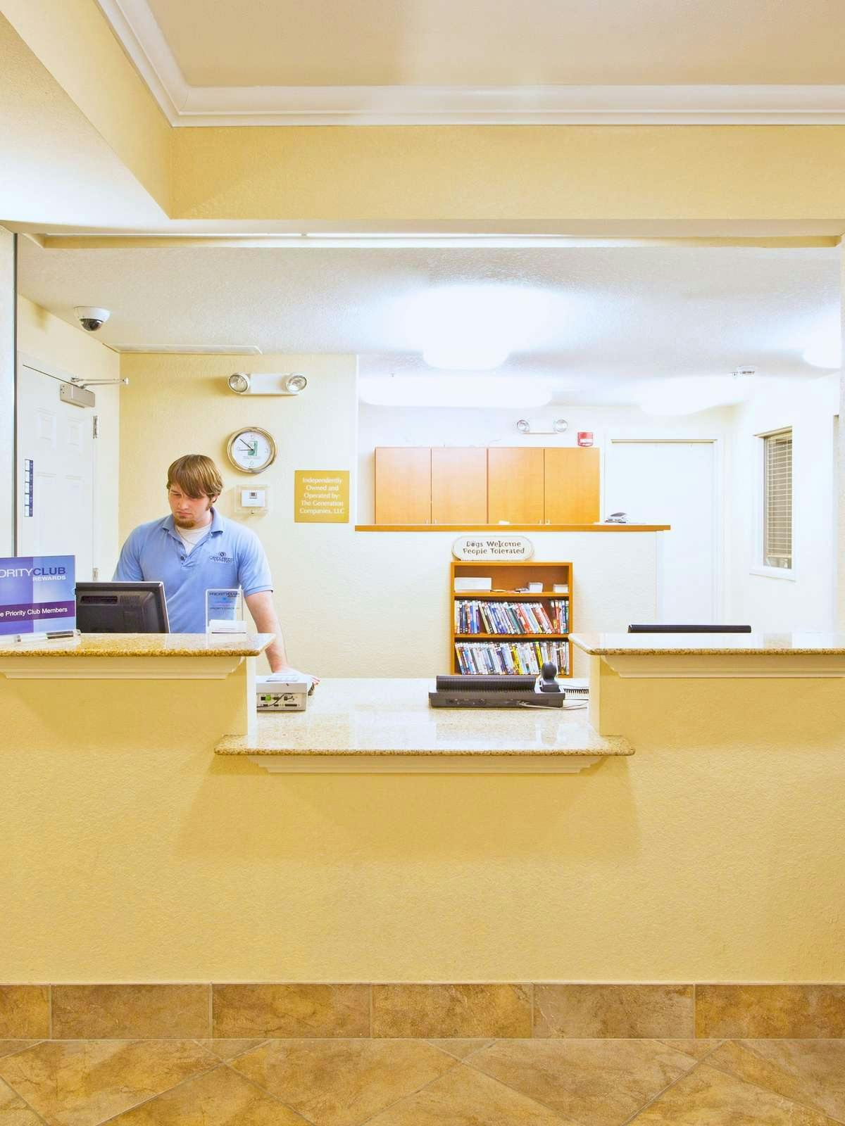 Hotel Candlewood Suites Destin Sandestin Area photo 4