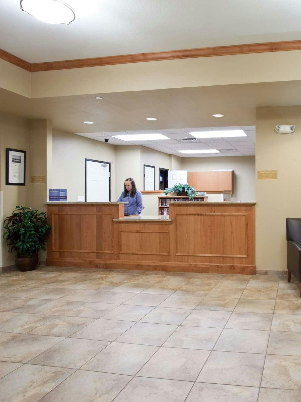 Hotel Candlewood Suites Craig Northwest photo 4