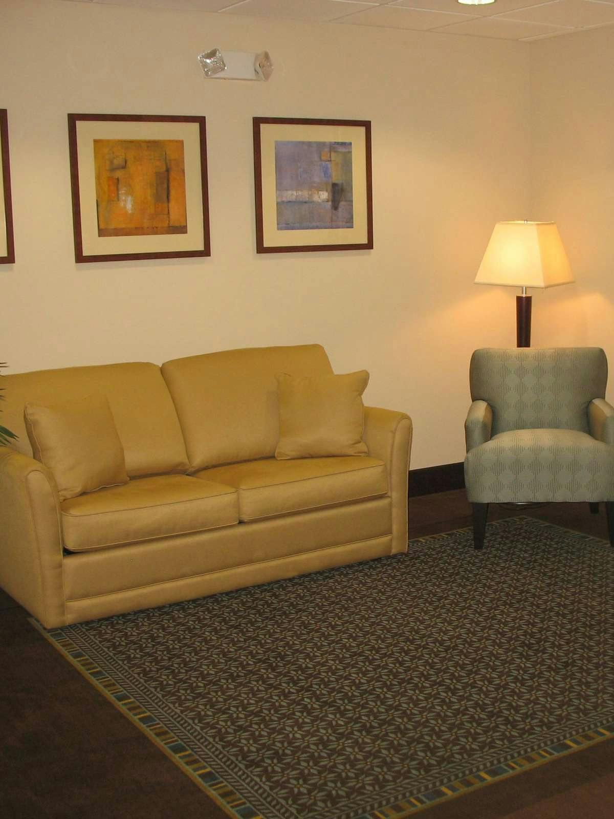 Hotel Candlewood Suites Pearl photo 3