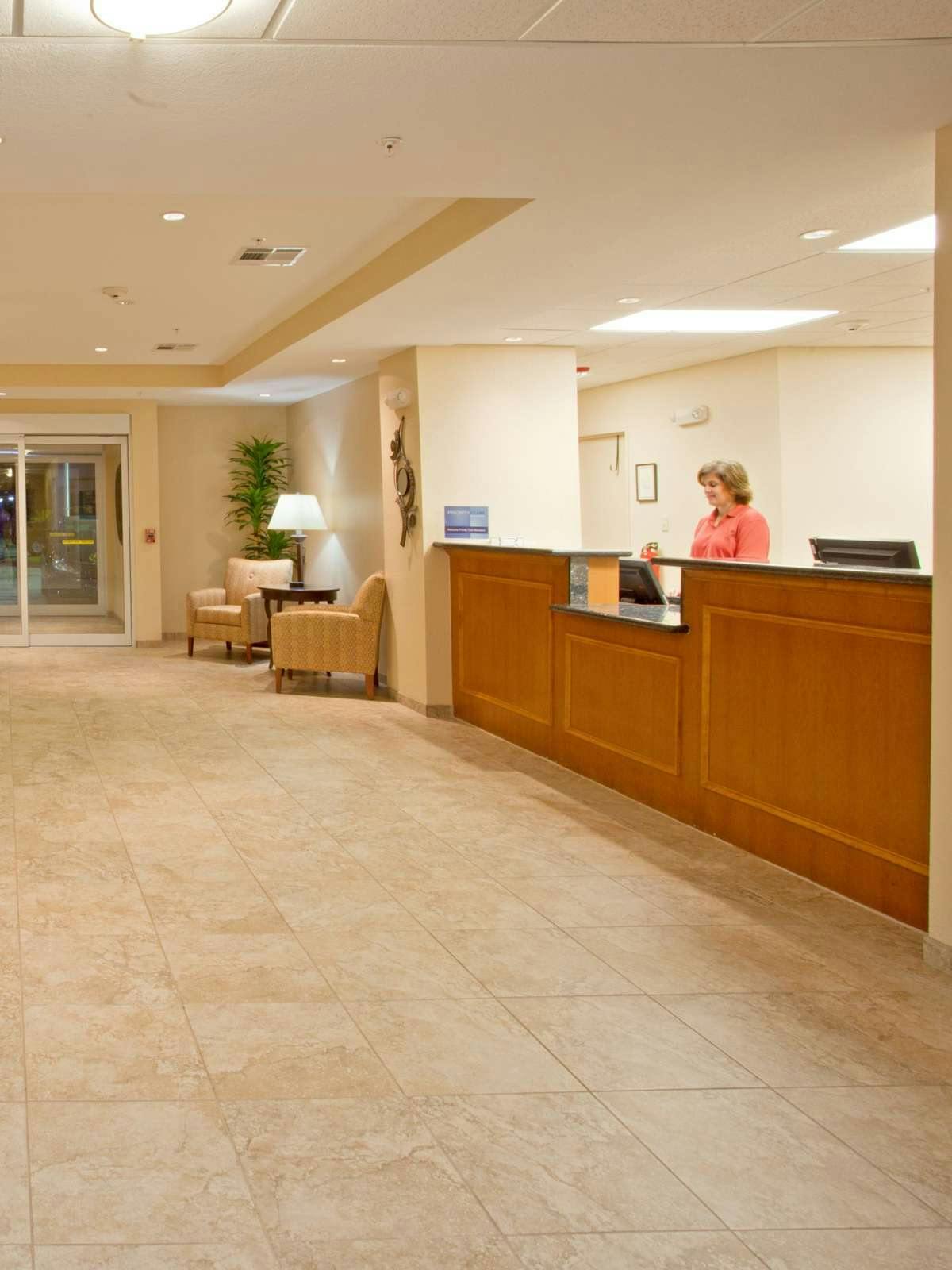 Hotel Candlewood Suites Pearland photo 4