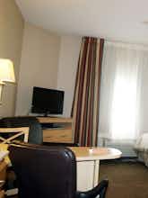 Hotel Candlewood Suites Peoria At Grand Prairie photo 2