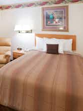 Hotel Candlewood Suites Tyler photo 1