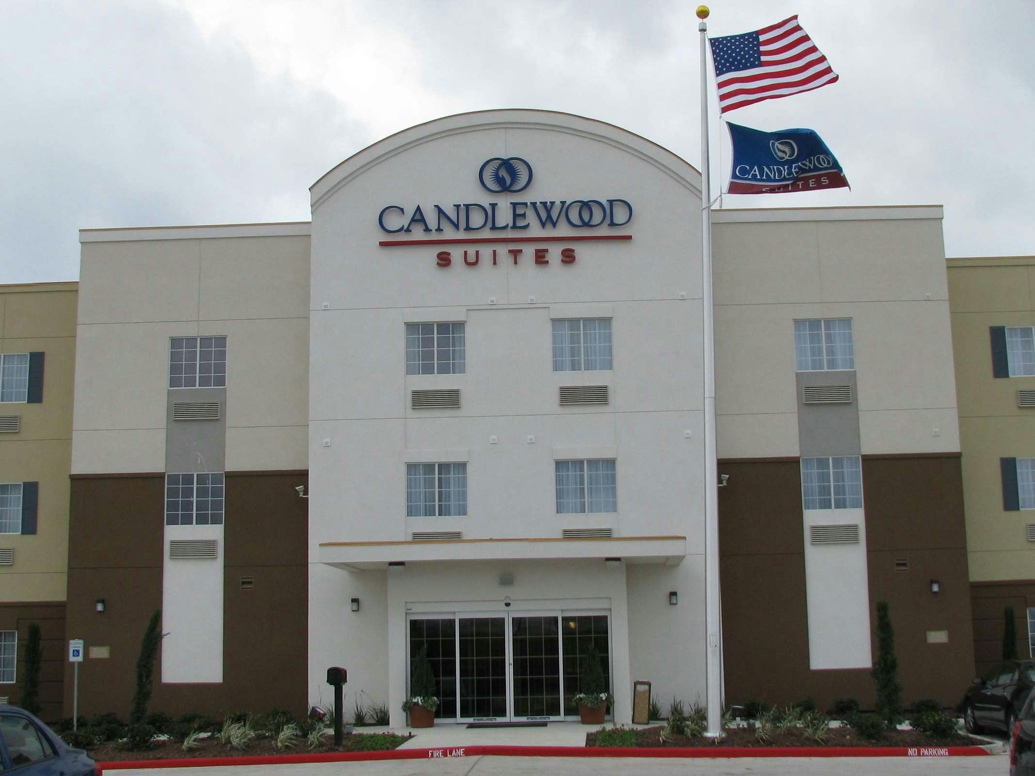 Candlewood Suites Victoria