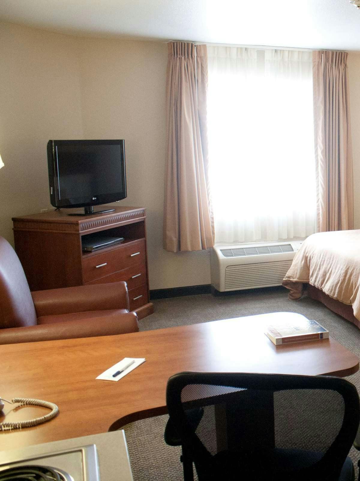 Hotel Candlewood Suites Polaris photo 2