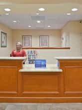 Hotel Candlewood Suites Portland Airport photo 4