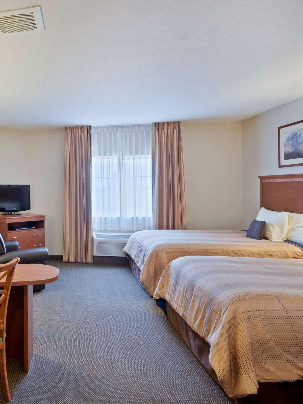 Hotel Candlewood Suites Portland Airport photo 1
