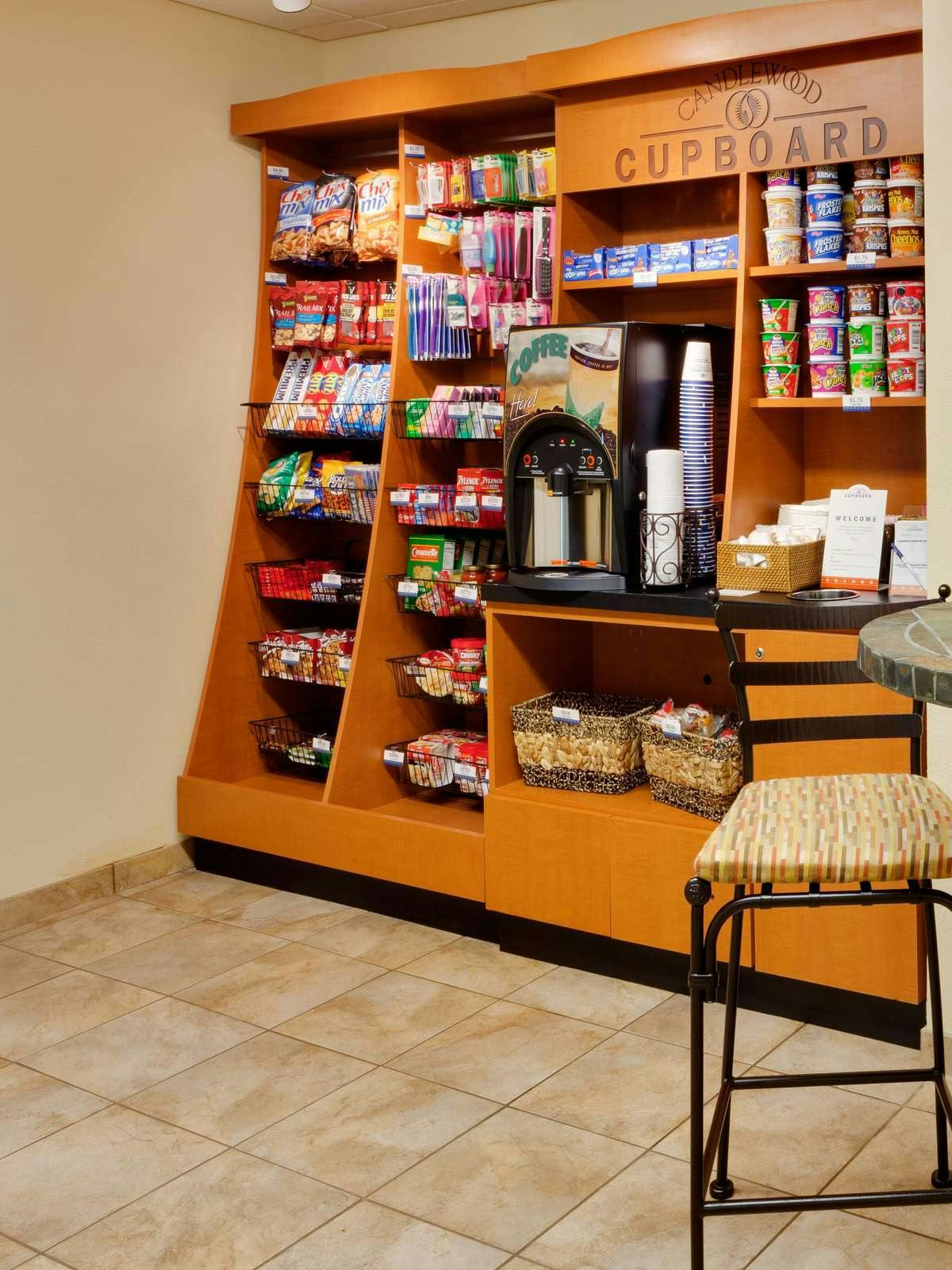 Hotel Candlewood Suites Reading photo 5