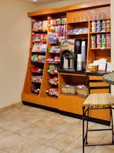 Hotel Candlewood Suites Reading photo 5