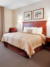Hotel Candlewood Suites Reading photo 1