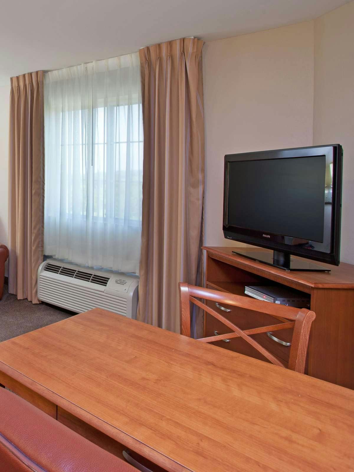 Hotel Candlewood Suites Washington North photo 2