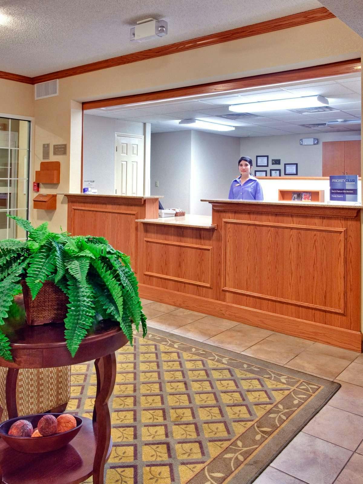 Hotel Candlewood Suites Nogales photo 4