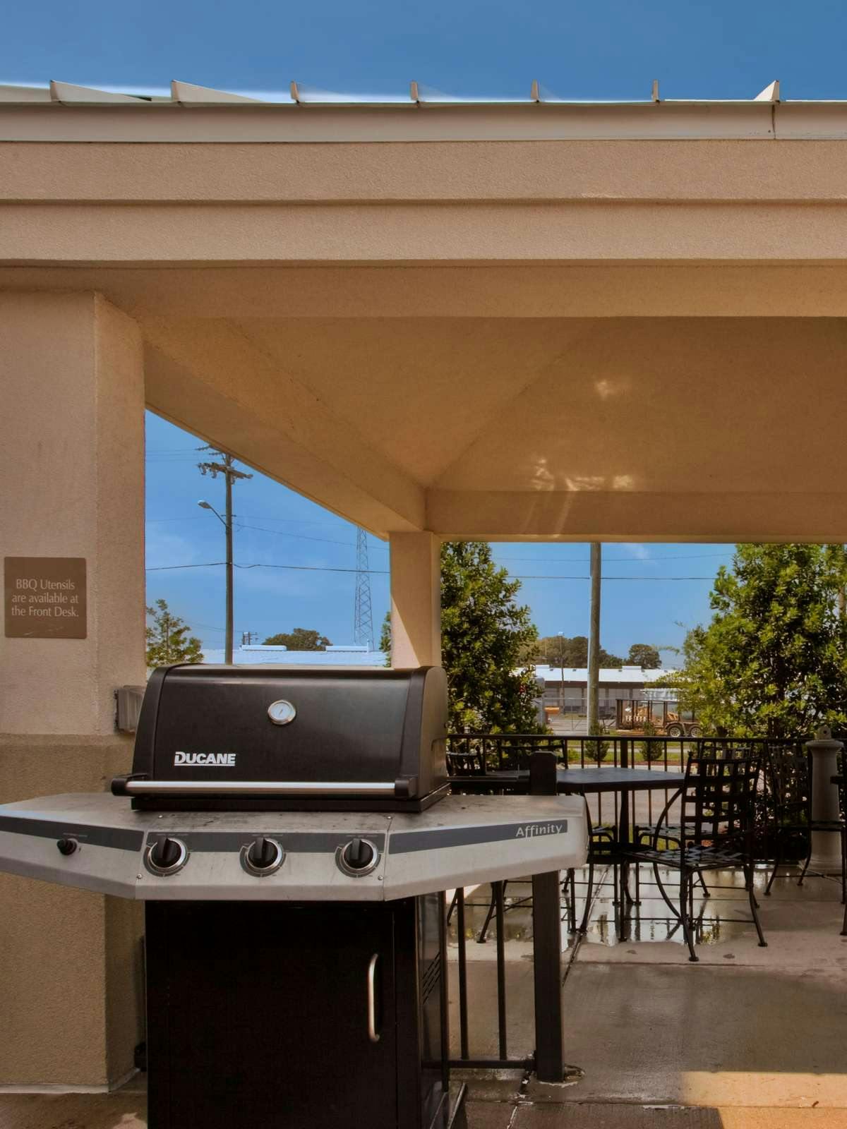 Hotel Candlewood Suites Norfolk Airport photo 5