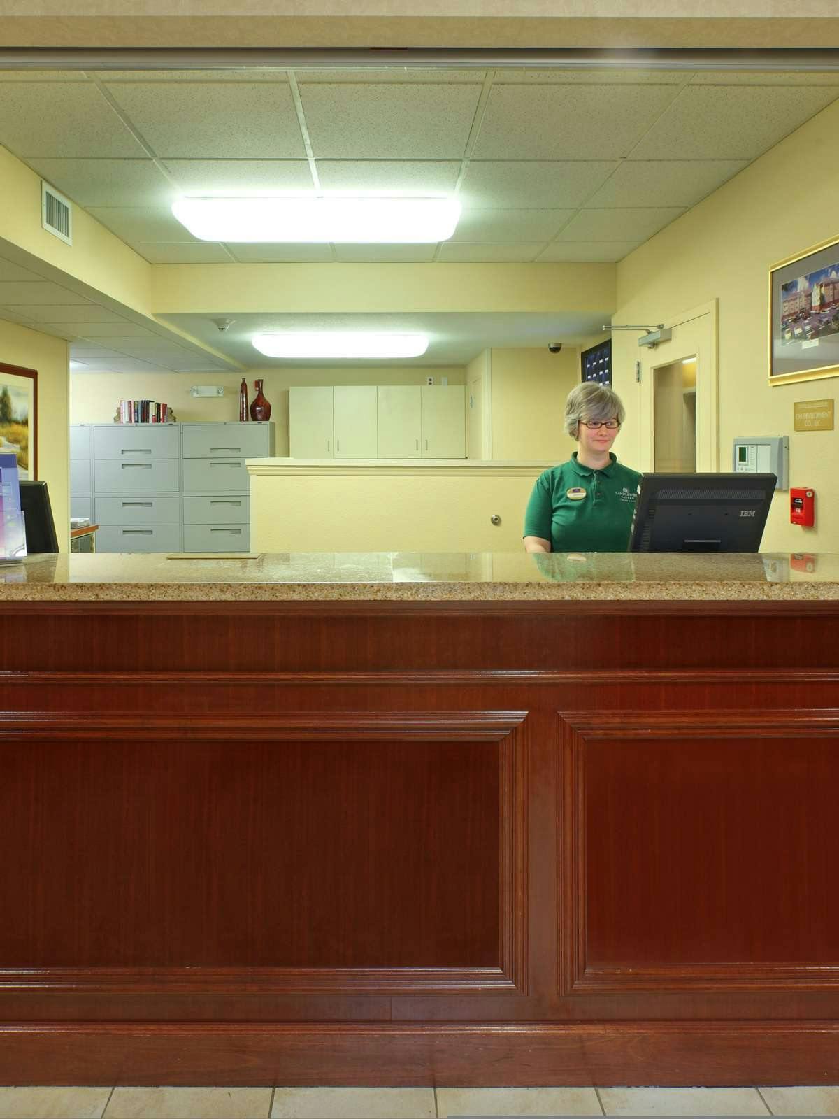 Hotel Candlewood Suites West Little Rock photo 4