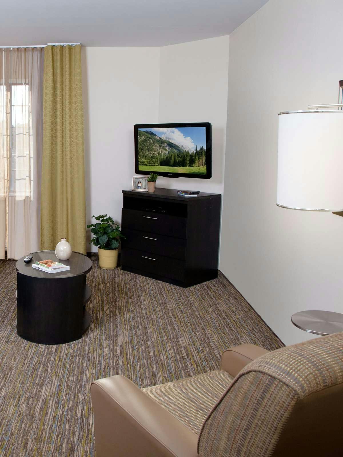 Hotel Candlewood Suites North Little Rock photo 2