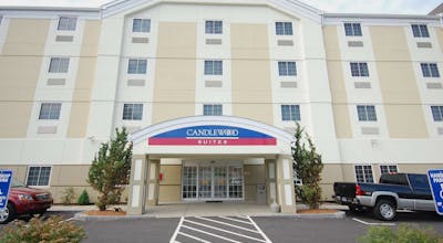 Candlewood Suites West Springfield
