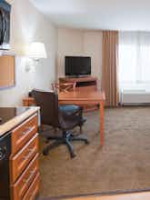 Hotel Candlewood Suites Oak Creek photo 2