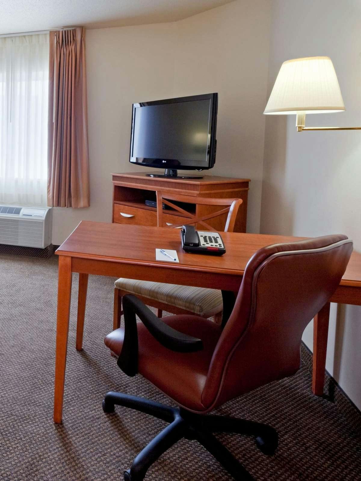 Hotel Candlewood Suites Williamsport photo 2