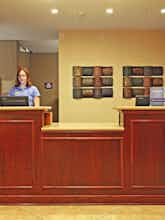 Hotel Candlewood Suites Fayetteville U of A photo 4