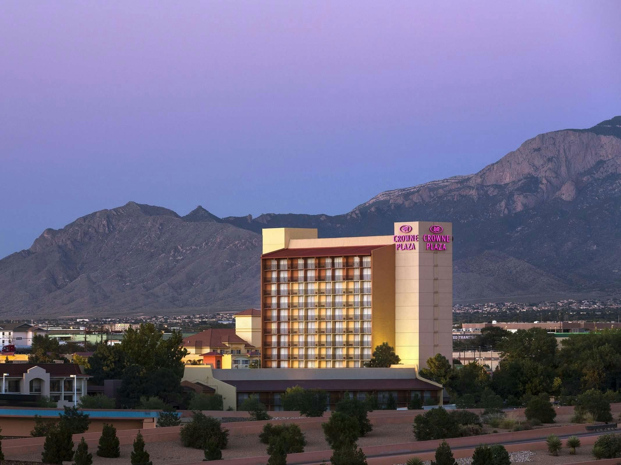 Crowne Plaza Albuquerque