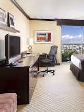 Hotel Crowne Plaza Albuquerque photo 2